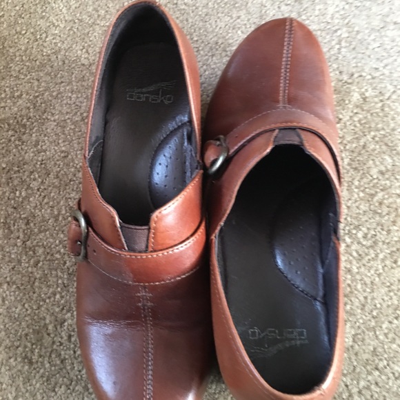 Shoes - Picture 3 of 3